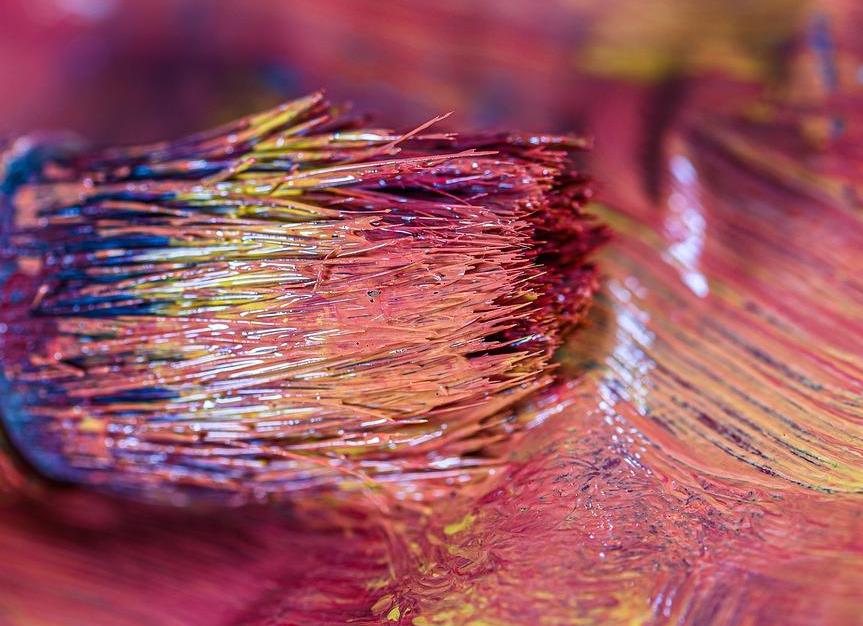 Лайфхак: как легко очистить кисточку от засохшей краски